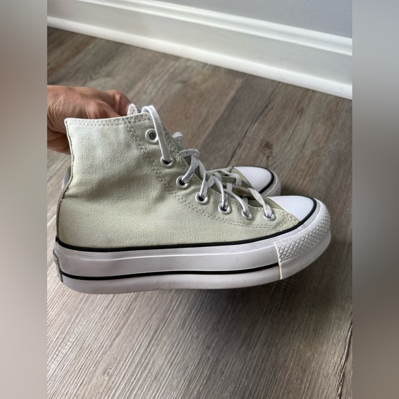 Converse All Star Platform Sneakers High Tops Sage Green White Size 6 Chucks - Picture 7 of 16